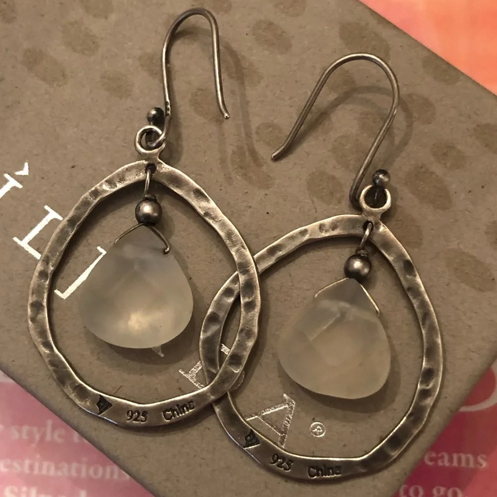Silpada Sterling Silver and Prehnite Teardrop Earrings W1811 - Picture 15 of 16